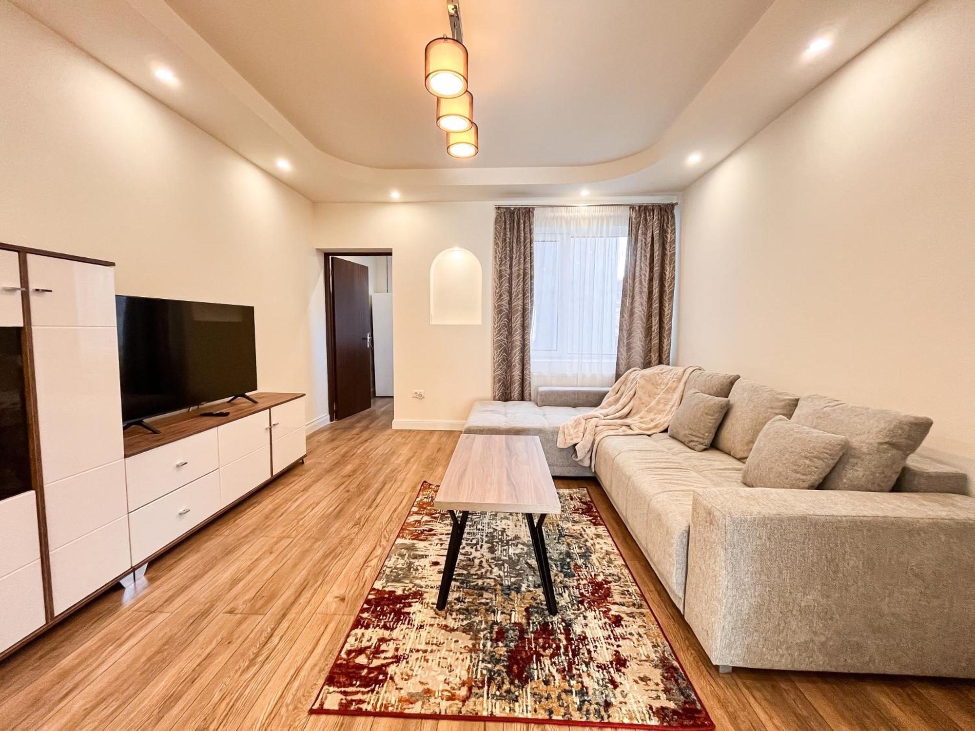 La Teatru - 2Bd Apartment Near Theatre And Old Town Braşov Esterno foto